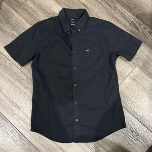 RVCA men’s short sleeve shirt